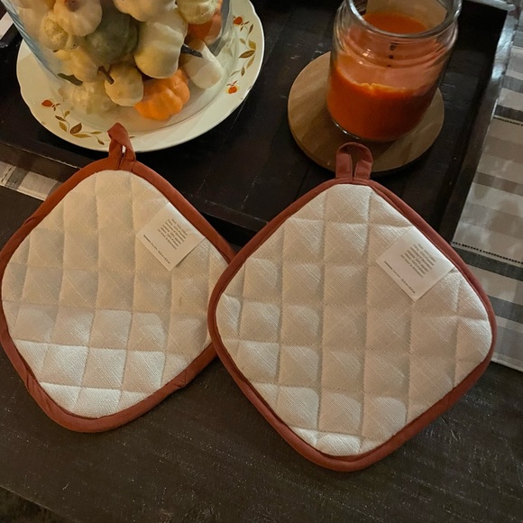 Allen Roth pot holders - Picture 2 of 2